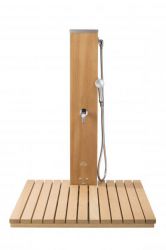 Douche borne en Iroko